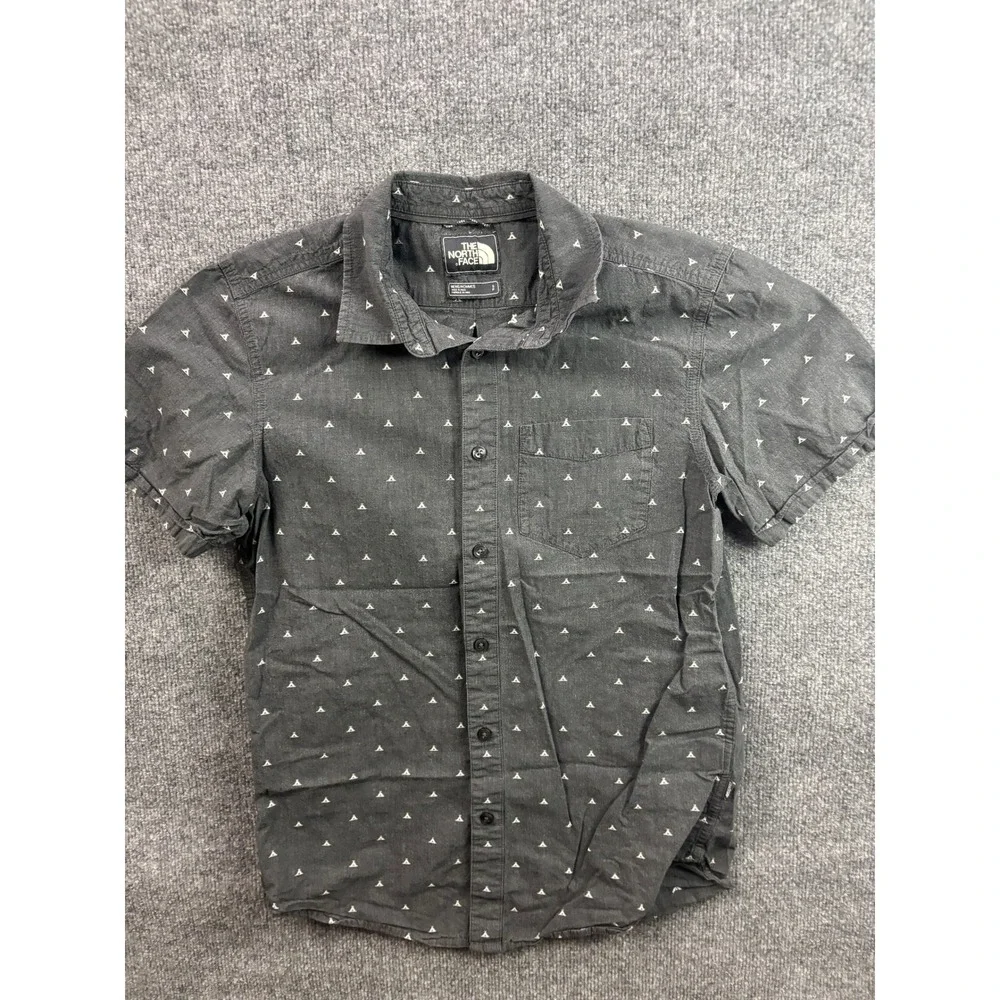 The North Face Button Up Shirt Mens Small Gray Teepee Print Short Sleeve